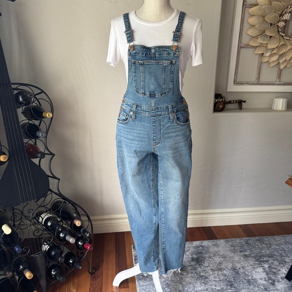 Universal Thread Pants - Universal Thread Overalls Women's Blue Jeans Long Jumpsuit Size 2R